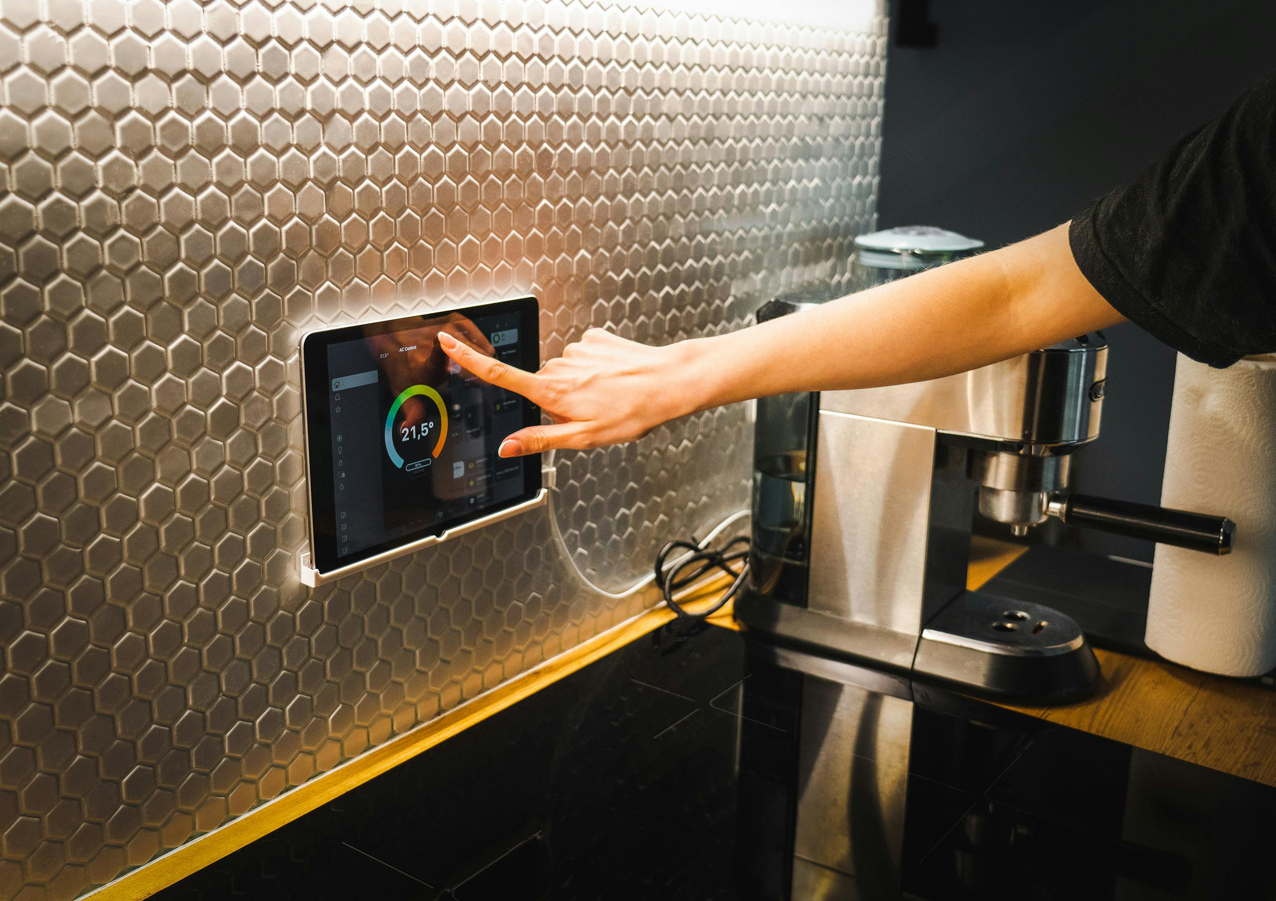 AI embedded control for home appliances